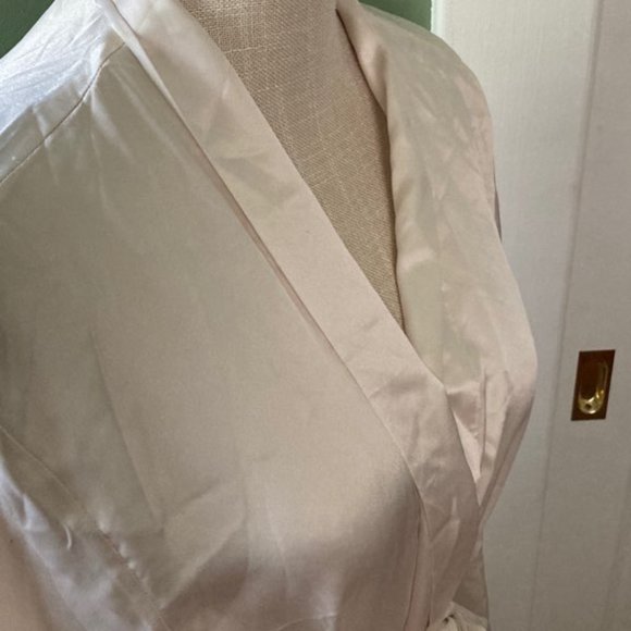 Victoria's Secret Vintage Full Length Robe - Picture 4 of 9